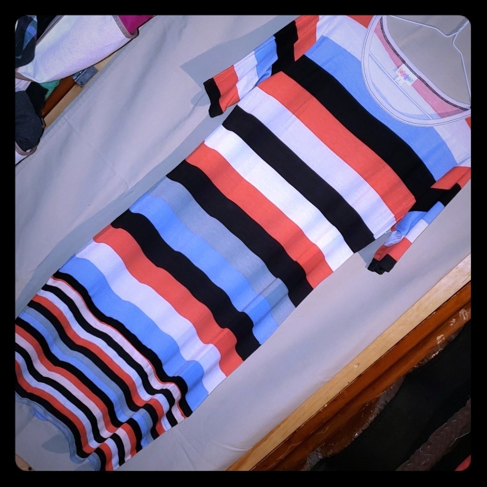 Lularoe mid sleeve dress